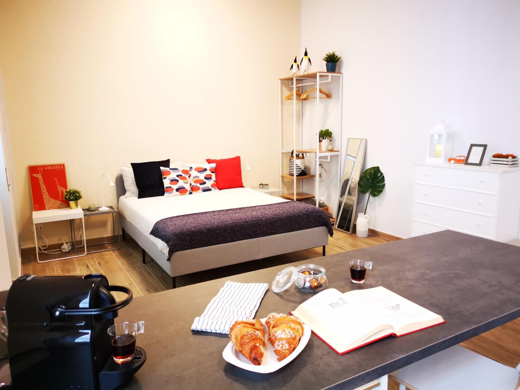 Spacious Apartment 50 Meters From The Metro Milán Habitación foto